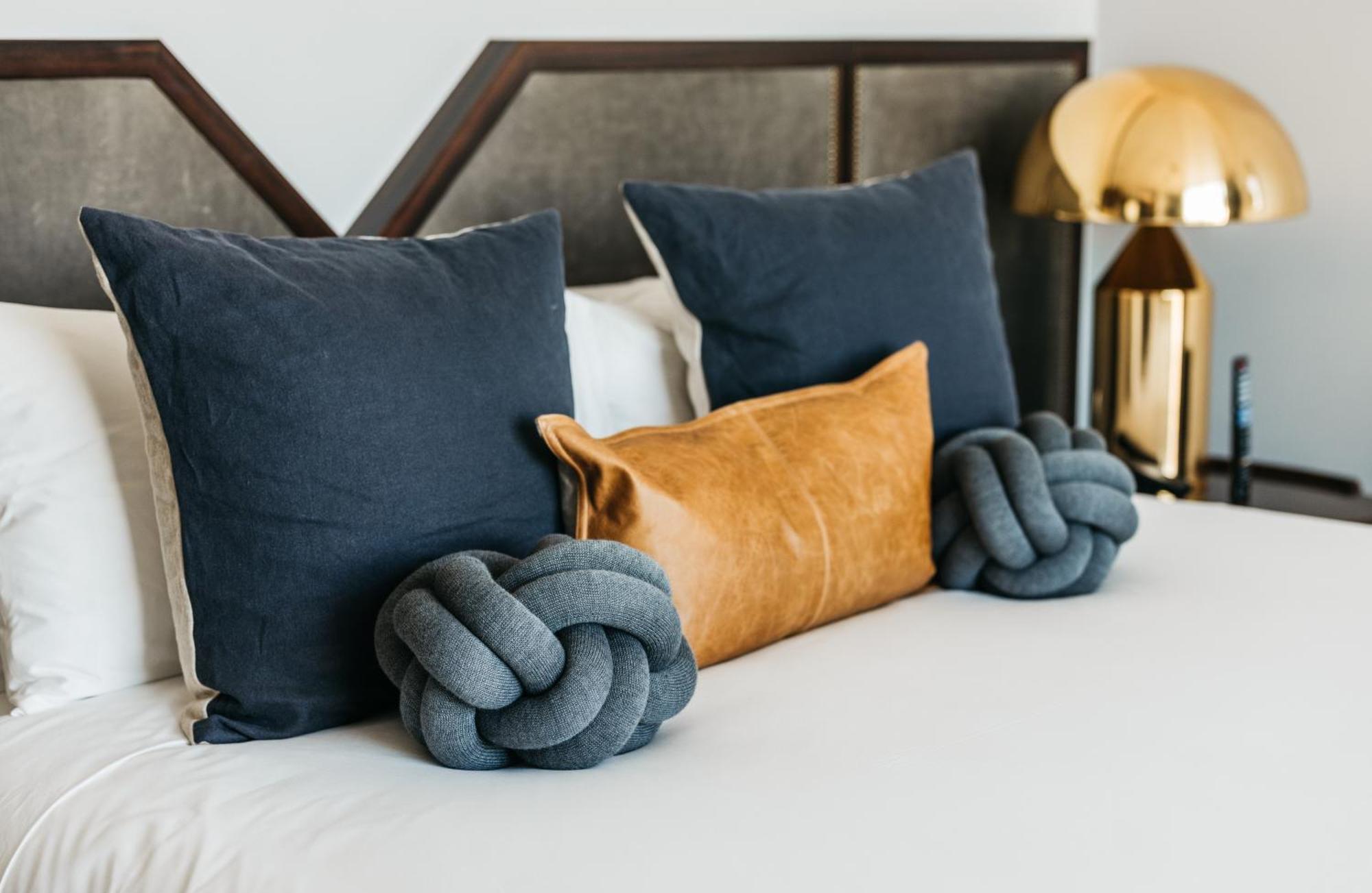 Hotel Swexan Dallas Room photo